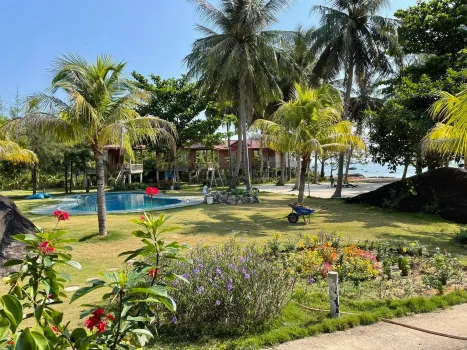 cay sao phu quoc Hotels near Ham Ninh Fishing Village