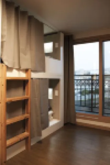 東門床位收音機旅館