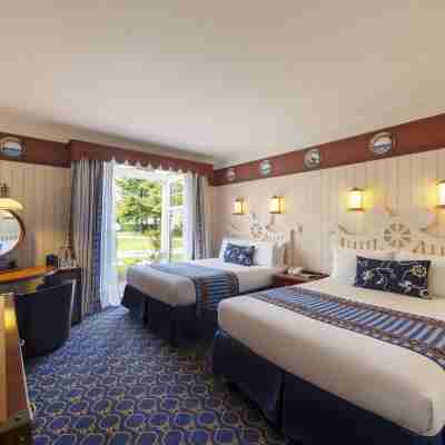Disney Newport Bay Club Rooms
