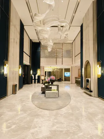 METEORLAND Hotel (Binhe Road, Sangzhuzi District, Shigatse) Отели рядом с достопримечательностью «Lingta Temple»