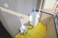 Jinghua Hotel (Shijiazhuang Vientiane City Jiefang Square Metro Station)