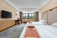 Oriental Rihigh International Hot Spring Resort Hôtels à : Yishui