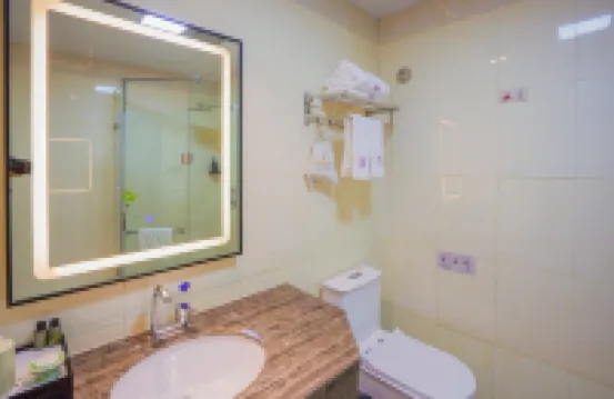 Kong Gu You Lan Hotel (Ningbo Railway Station Tianyi Pavilion)