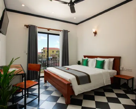 Noni Tree Hostel Hoteles en Siem Reap