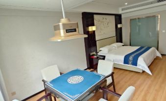 Aloft Hotel