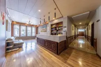 Jiuzhai Yishe Hotel(Jiuzhaigou Valley Scenic and Historic Interest Area Branch)