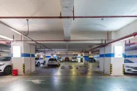 Furong International Hotel - parking