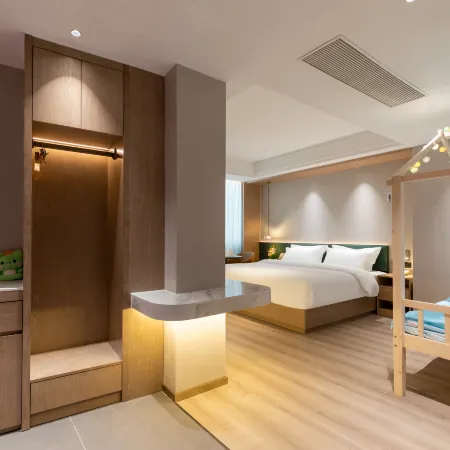 Golden Gulf Hotel (Yongkang Baolong Plaza)