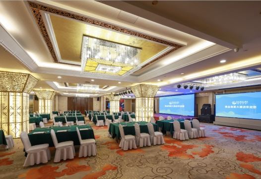 객실에서 바라본 완뤼위안 공원