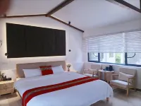 Huaxi Noisy Yelang View Guest House (Qingyan Guzhen Store) Hotels in Guiyang