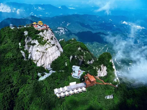 Wuduoshanyun shangshanju Hotel Hotels in Nanzhao
