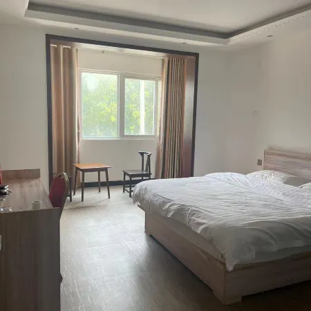 Luohe Sijichun Hotel