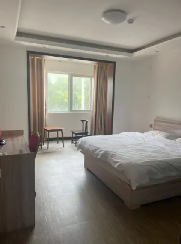 Luohe Sijichun Hotel