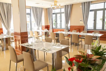 Phu Long Tam Ky Hotel & Restaurant