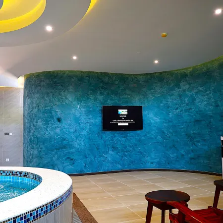 Castle Bayview Resort & Spa