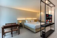 Book Design Hotel - Private Pools