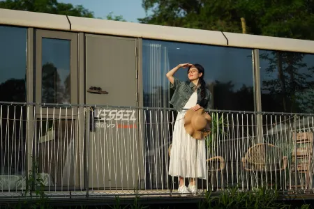 Jianjia Cangcang Field Camp (Foshan Yundonghai Wetland Park Branch) Отели рядом с достопримечательностью «Guangdong University of Business Studies»