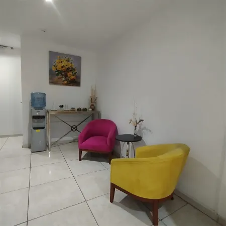 Manantial  Hostal No.004