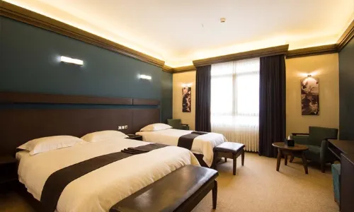 Eskan Alvand Hotel Tehran