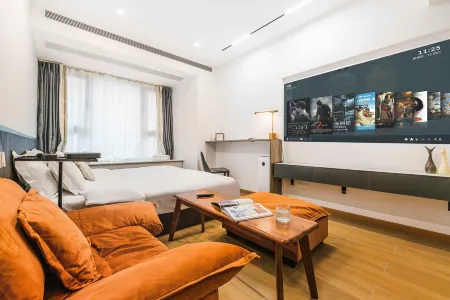 Monsoon Apartment（Dongda Road）