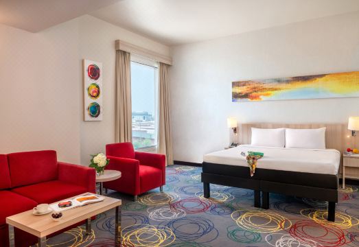 이비스 스타일스 드래곤 마트 두바이