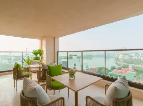 The Five Suites Lilas