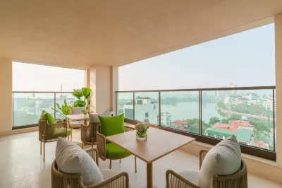 The Five Suites Lilas Hotel a Ba Dinh Square/Giang Vo Convention Center