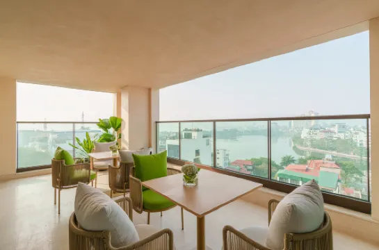 The Five Suites Lilas