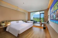Lijiang Moon View · Quiet Holiday Lakeside Hotel (Guilin Two Rivers & Four Lakes Area) Hotels near Zizhou Island
