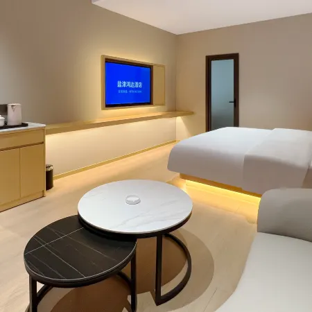 Yanjin Hongda Hotel