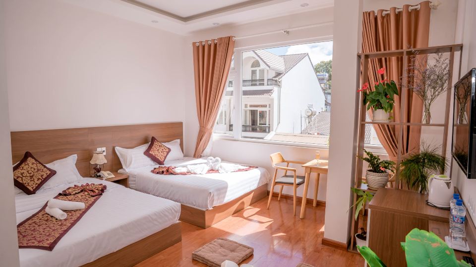 Sky House Hotel