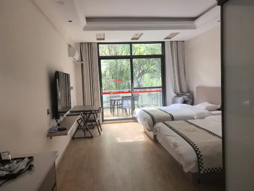 Luding Heyuanju Inn Hotel a Mouding