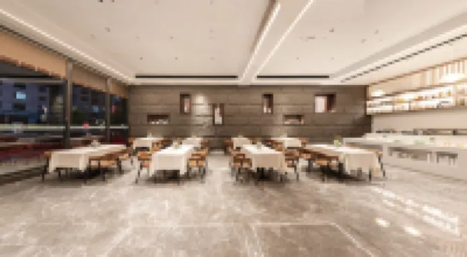 Junyu International Hotel (Huaihua Xupu Store)