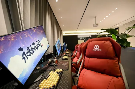 Fantasy Competition Space Hotel Отели рядом с достопримечательностью «Pengcheng Square»