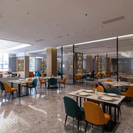 E Zhou Binjiang Ramada Plaza Hotel