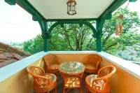 Shihualou (Qingda Affiliated Hospital Xinhaoshan Subway Station)