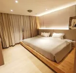 Heyuan Snail House Theme Apartment Renrenle Flagship Store