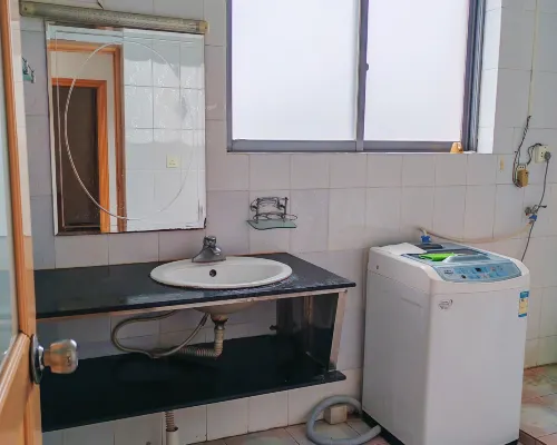 Lijiang Qishangju Youth Hostel الغرف Photos