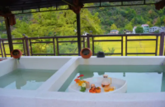 Hangzhou Dongli Twelve Season Home Inn (Daming Mountain)