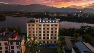 Jinghong Zhuohe Wenze Hotel (Daizu Park Ganlanba) Hotels near Xishuangbanna Dai Park - Pavilion