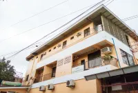 RedDoorz ใกล้ Baclay Drive Super Metro