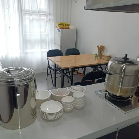 Shu Chan Intelligent Homestay (City Center Square Branch)