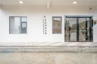 Yuhai Shiguang Homestay (Wanning Shimei Bay) Hotels near Berman Luxury Wilderness Shimei Bay Tent Camp