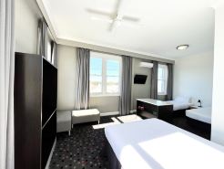 ザ サニーサイド タバーン, ブロードメドウ