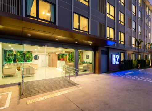 โรงแรมบีทูแกรนด์ นิมมาน พรีเมียร์