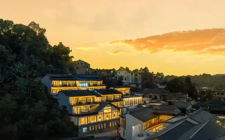 A panoramic boutique Inn Отели в г. Тенчун