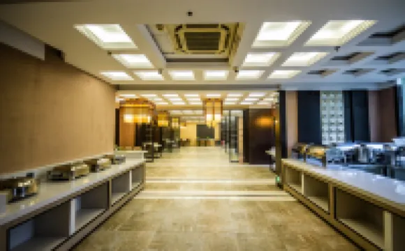 紀龍ホテル（竜里中医病院）