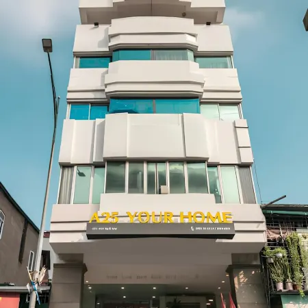 A25 Hotel - 221 Bach Mai Отели рядом с достопримечательностью «Хай-Ба-Трунг»
