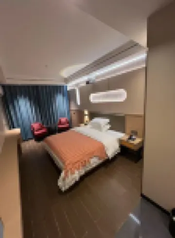 Lufeng Qingyuan Shiguang Hotel (Jieshi Town)