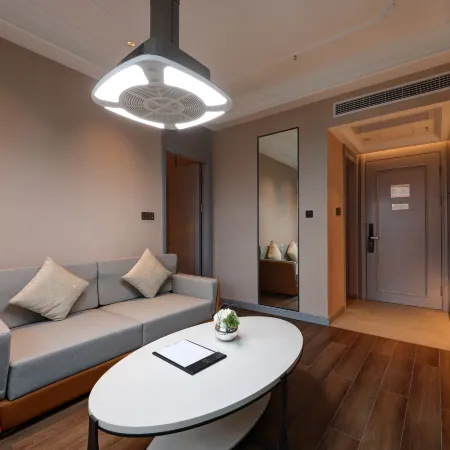 Vienna International Hotel (Zhongxian Xiangshanhu People's Hospital)